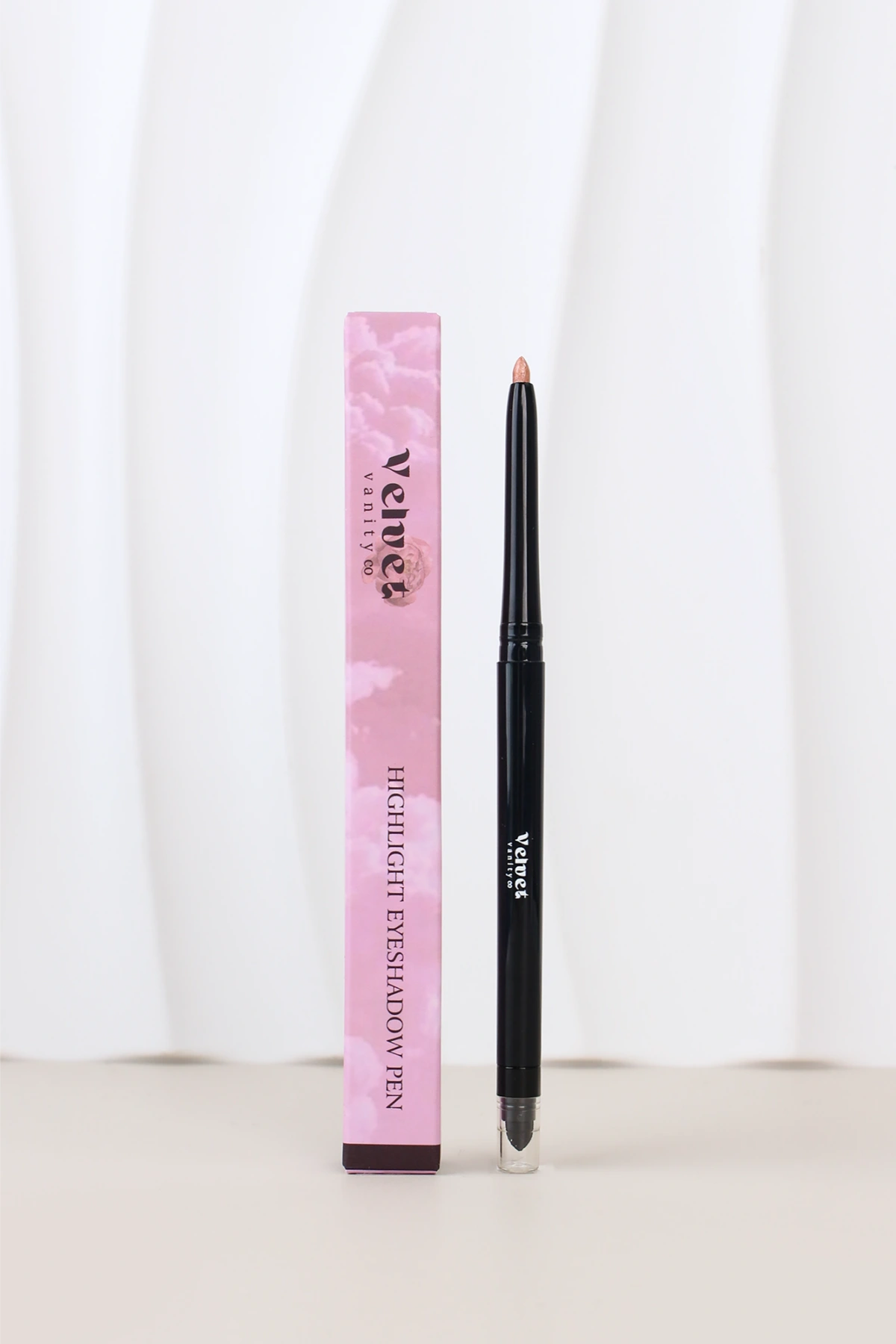 Highlight Eyeshadow Pen - Image 2